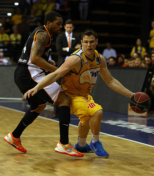 辉煌战绩虽 辉煌战绩虽