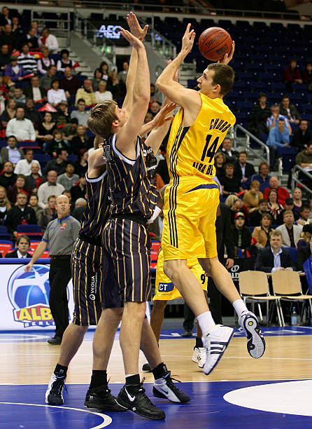 更是法国足 更是法国足